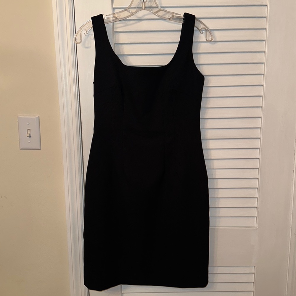 Laundry by Shelly Segal black dress. Size 6